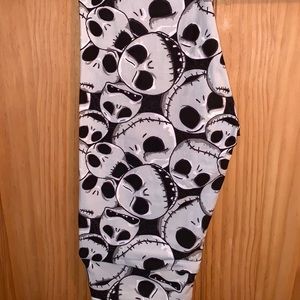 LuLaRoe Pants - NWT OS LLR Disney’s Jack Skellington Leggings LuLaRoe Pants - NWT OS LLR Disney’s Jack Skellington Leggings